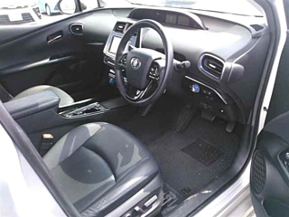 TOYOTA PRIUS 2020