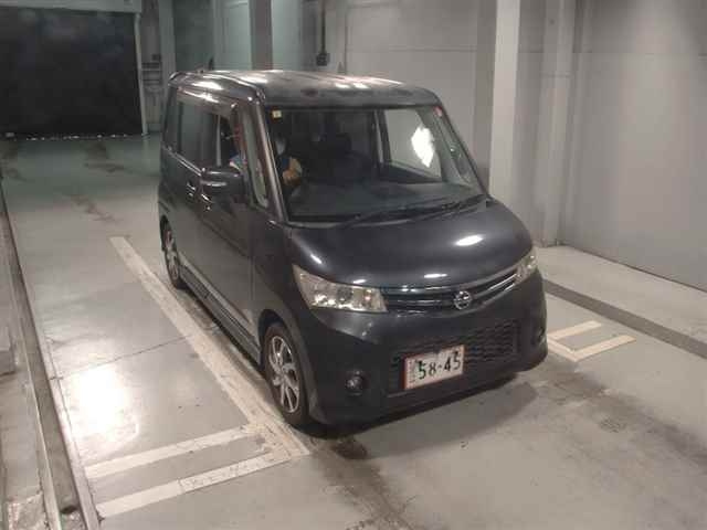 NISSAN ROOX 2010