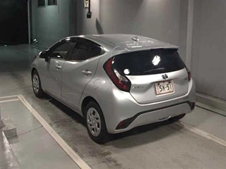 TOYOTA AQUA 2022
