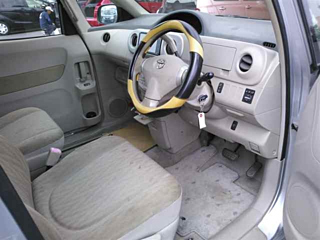 TOYOTA PORTE 2010