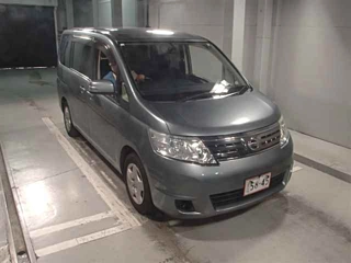 NISSAN SERENA 2010