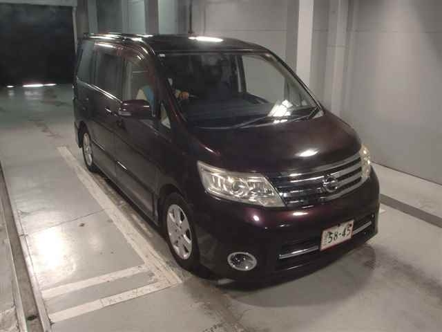 NISSAN SERENA 2010
