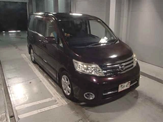 NISSAN SERENA 2010