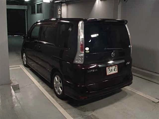 NISSAN SERENA 2010