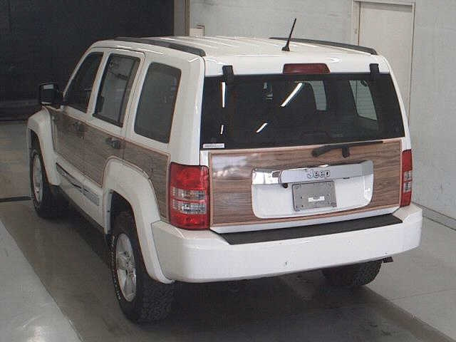 CHRYSLER JEEP CHEROKEE 2010
