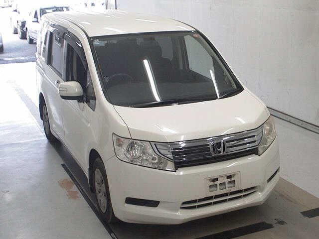HONDA STEP WAGON 2012