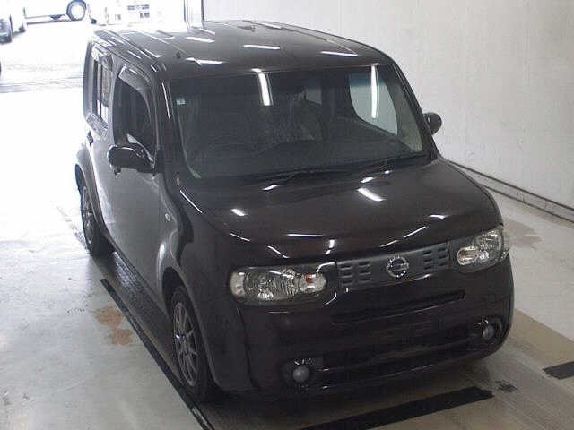 NISSAN CUBE 2010