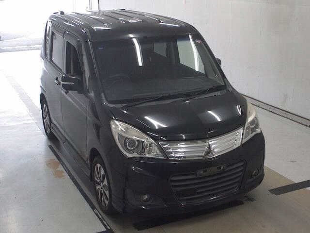 MITSUBISHI DELICA D2 2014