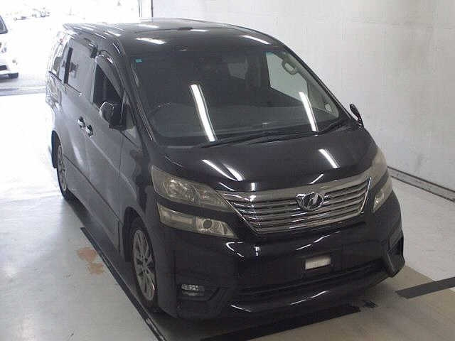 TOYOTA VELLFIRE 2011