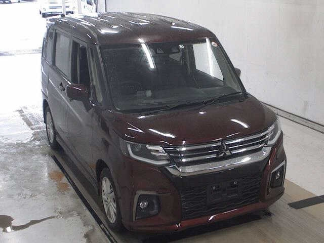 MITSUBISHI DELICA D2 2021