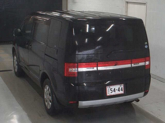 MITSUBISHI DELICA D5 2012