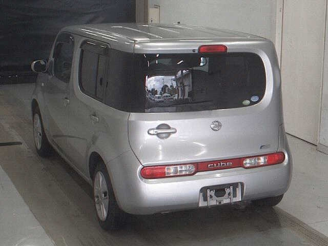 NISSAN CUBE 2011