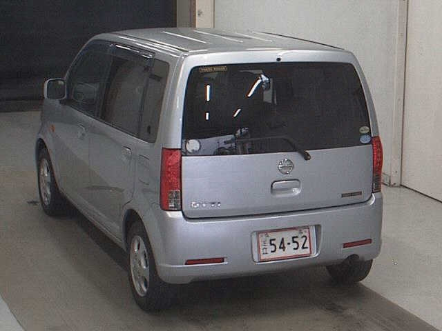 NISSAN OTTI 2010