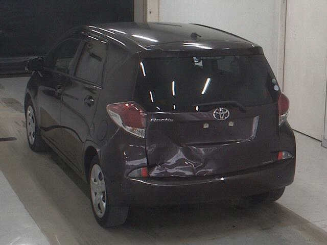 TOYOTA RACTIS 2015