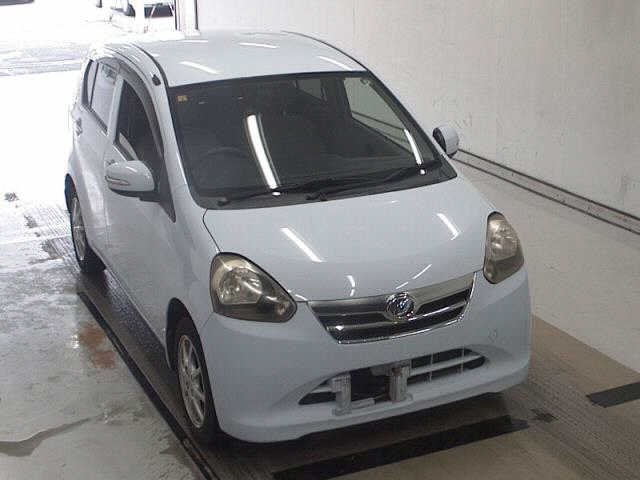 DAIHATSU MIRA E S 2012