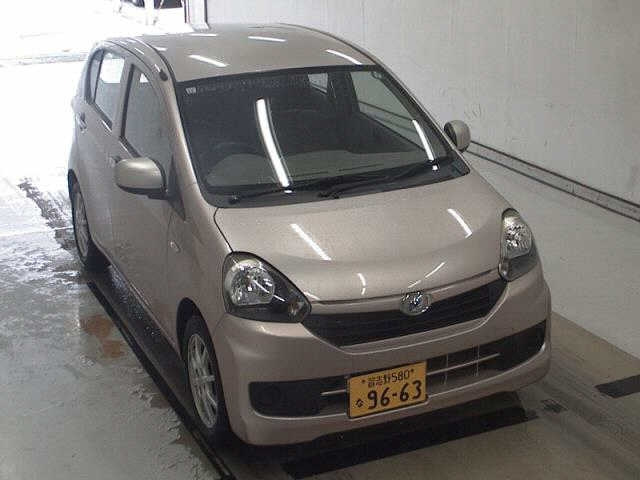 DAIHATSU MIRA E S 2015