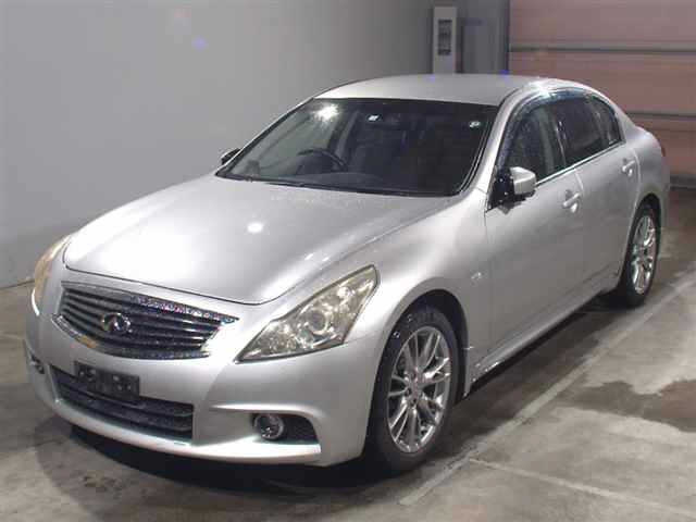 NISSAN SKYLINE 2010