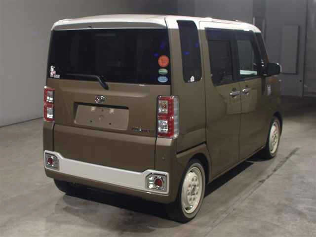 DAIHATSU WAKE 2018