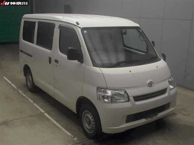 TOYOTA TOWN ACE VAN 2020