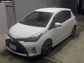 TOYOTA VITZ 2016