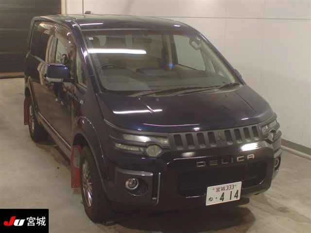 MITSUBISHI DELICA D5 2011