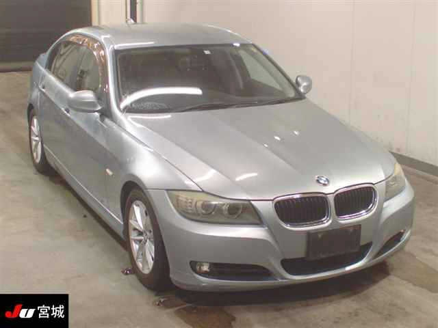 BMW 3 SERIES 2010