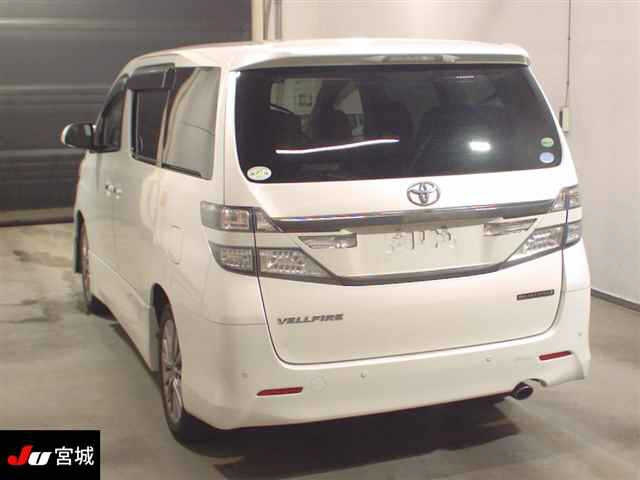 TOYOTA VELLFIRE 2014