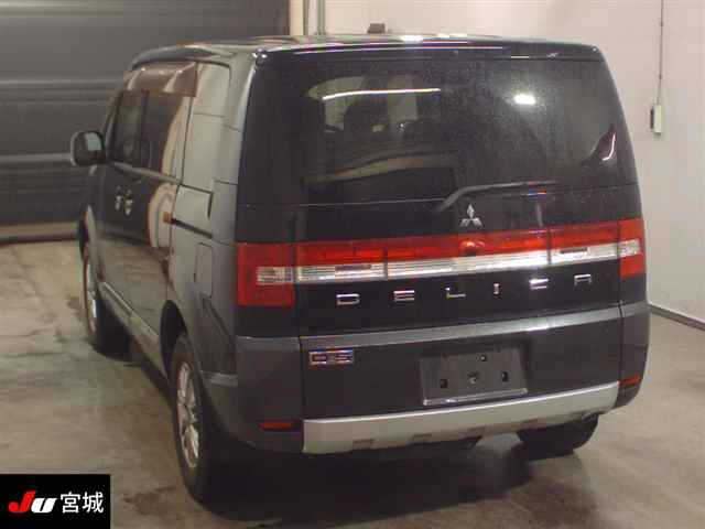 MITSUBISHI DELICA D5 2008