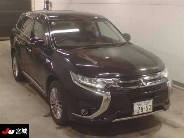 MITSUBISHI OUTLANDER PHEV 2015