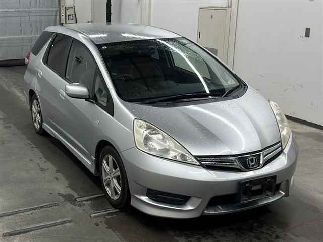 HONDA FIT SHUTTLE 2011