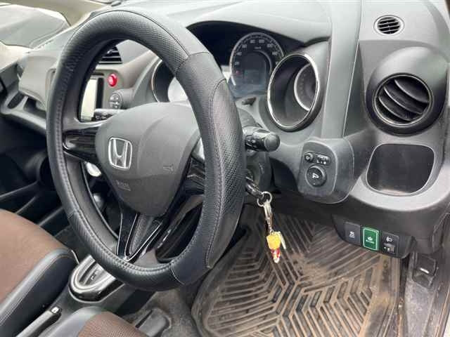 HONDA FIT SHUTTLE 2011