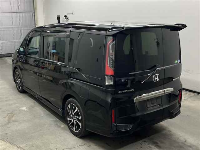 HONDA STEP WAGON 2019