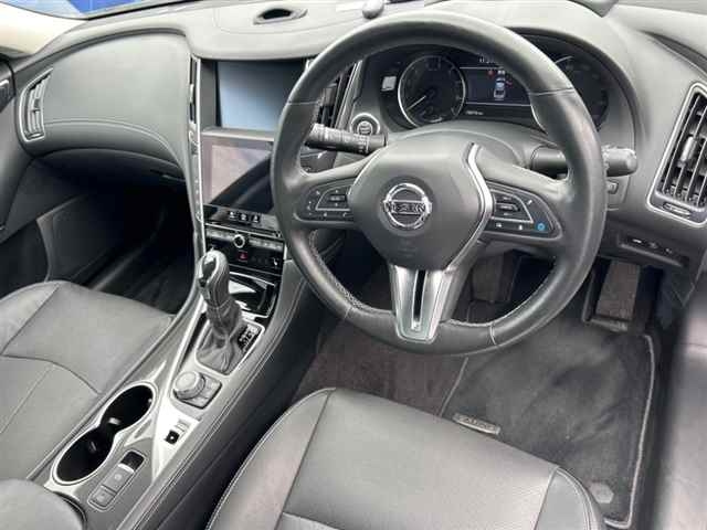 NISSAN SKYLINE 2020