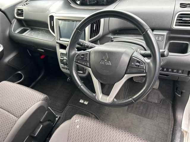 MITSUBISHI DELICA D2 2018