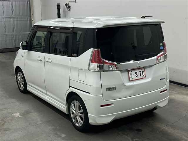 MITSUBISHI DELICA D2 2018
