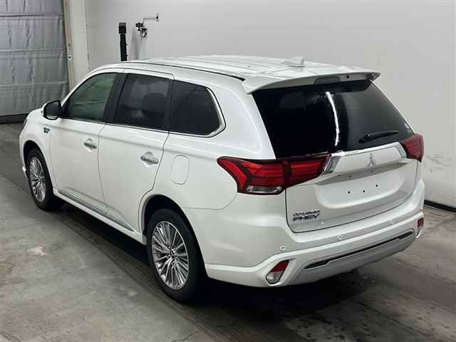MITSUBISHI OUTLANDER PHEV 2020