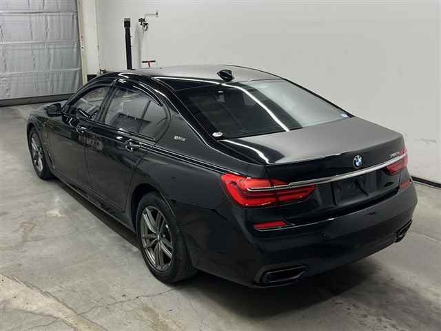 BMW 7 SERIES 2019