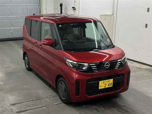 NISSAN ROOX 2023