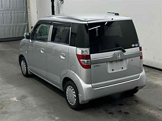 HONDA ZEST 2010
