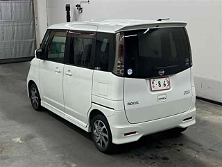 NISSAN ROOX 2012