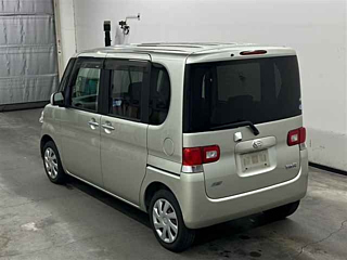 DAIHATSU TANTO 2012