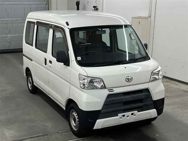 DAIHATSU HIJET VAN 2018
