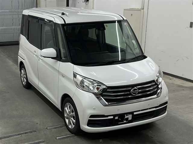 NISSAN DAYZ ROOX 2019