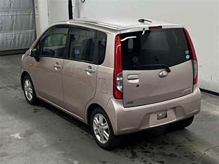 DAIHATSU MOVE 2014