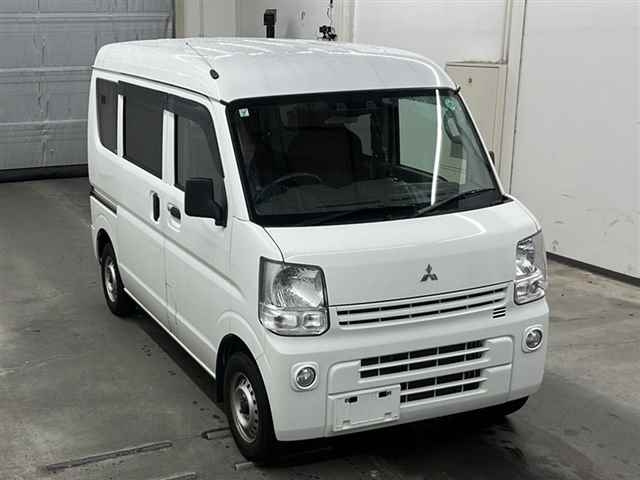 MITSUBISHI MINICAB VAN 2020