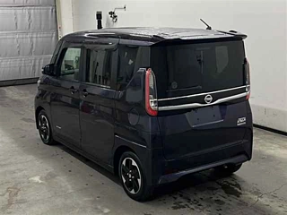 NISSAN ROOX 2023