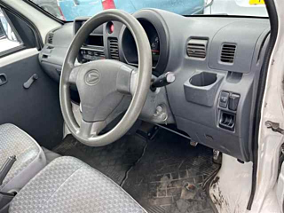 DAIHATSU HIJET VAN 2011