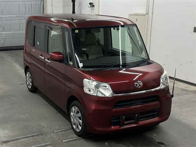 DAIHATSU TANTO 2014