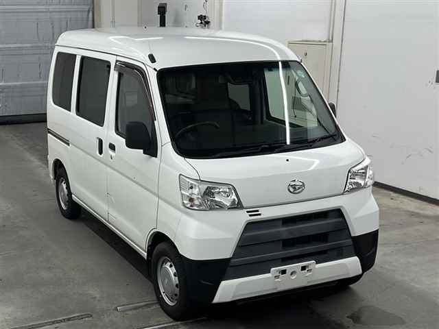 DAIHATSU HIJET VAN 2019