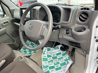 NISSAN CLIPPER VAN 2024